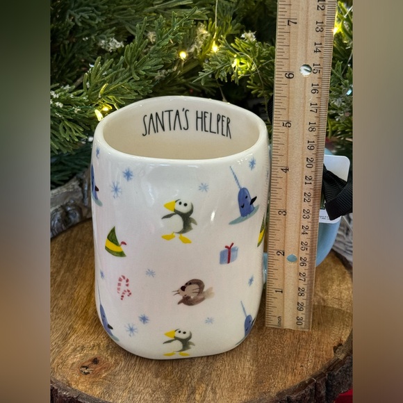 ✨ Brand NEW w/Tags Rae Dunn elf Collection SANTA’S HELPER Mug ✨ - Picture 8 of 12